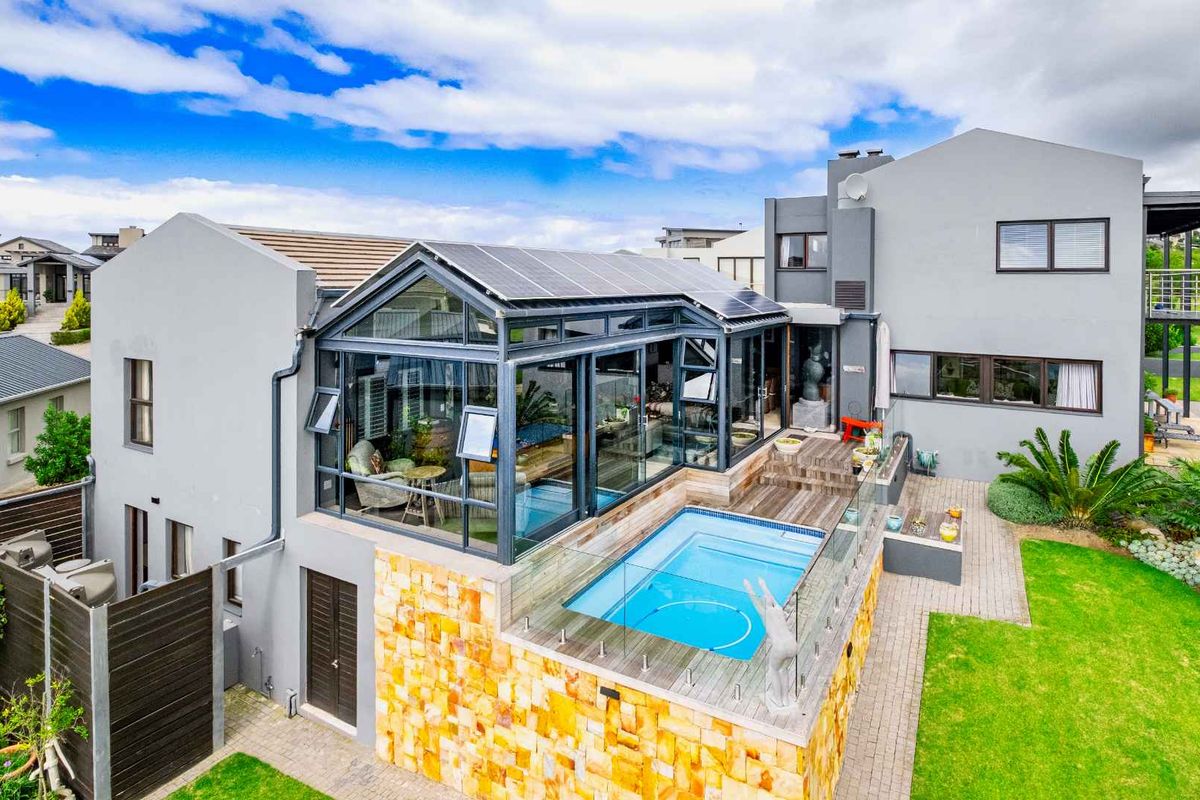 Oubaai Golf Estate Spacious Family Home For Sale - Photo 5
