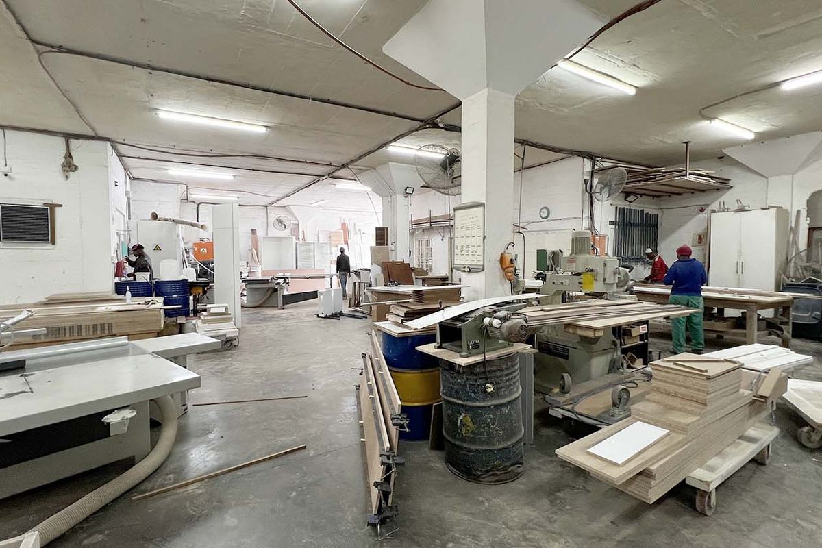 Industrial For Sale in Glen Anil - Photo 4