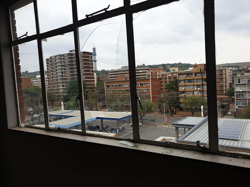 Rare Find - Bargain Price (REFURBISHED) - Photo 2