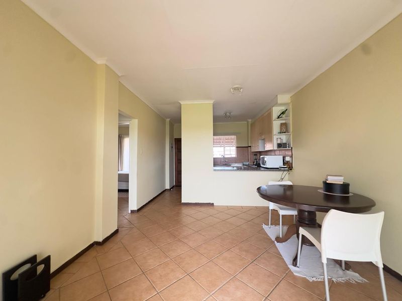 2 Bedroom Townhouse with a Balcony - Photo 8