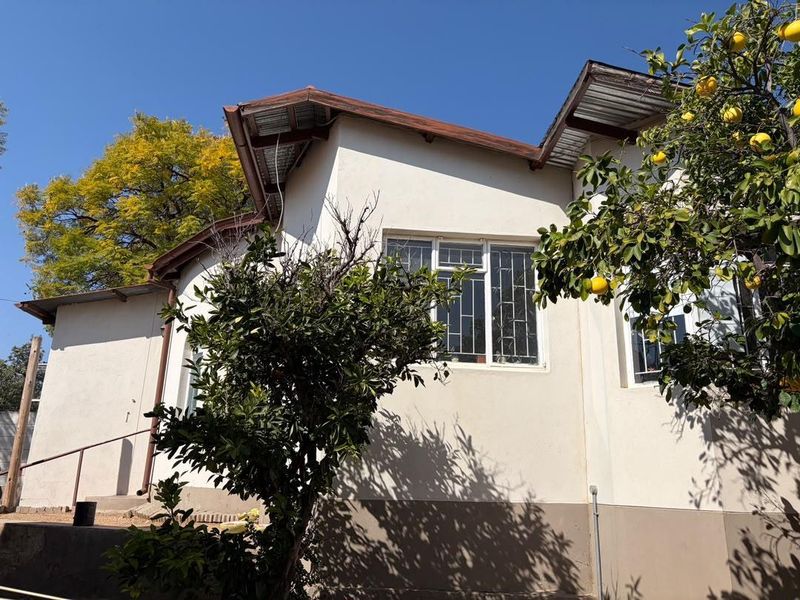 FOR SALE – PRIME PROPERTY IN KLEIN WINDHOEK - Photo 2