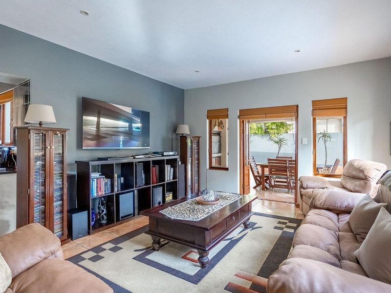 5-Bedroom Home in Sought-After Security Estate - Photo 9