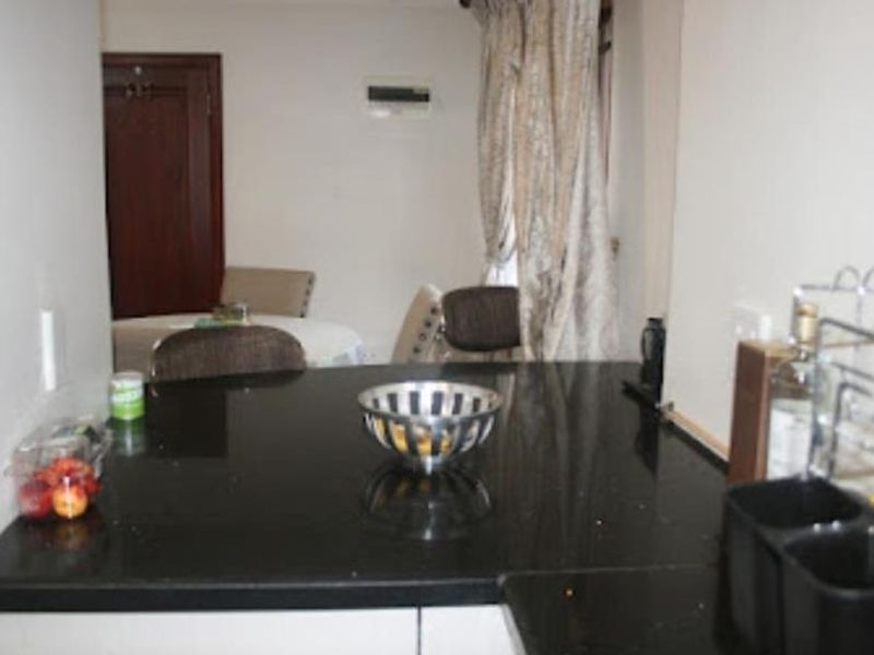 Unfurnished 2 Bed 2 Bath apartment - Photo 4