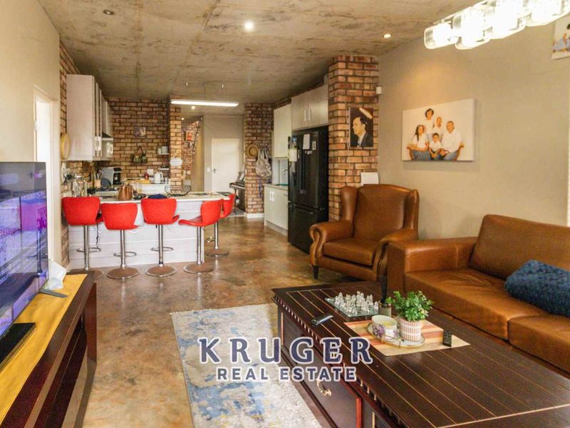 🌟 Modern Dual-Home Investment Gem - Photo 2