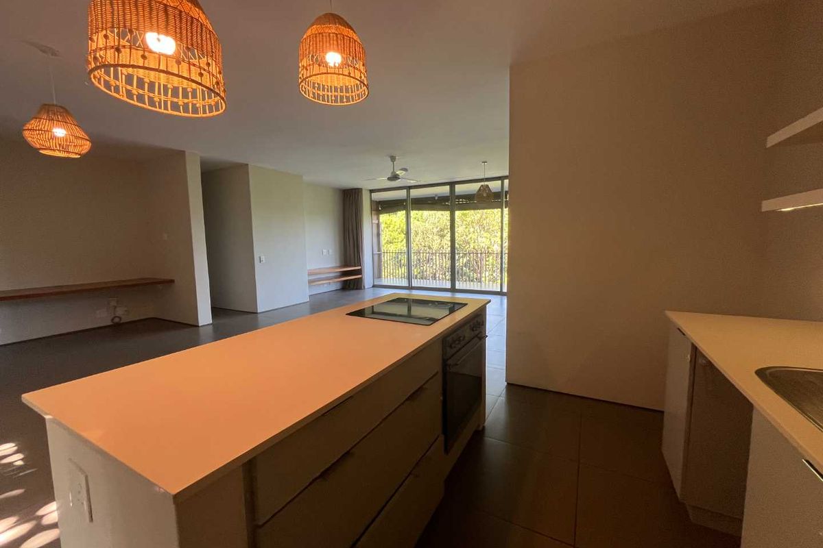 Top Floor 3-Bedroom Apartment with Stunning Estate Views in Dunkirk Estate - Photo 4