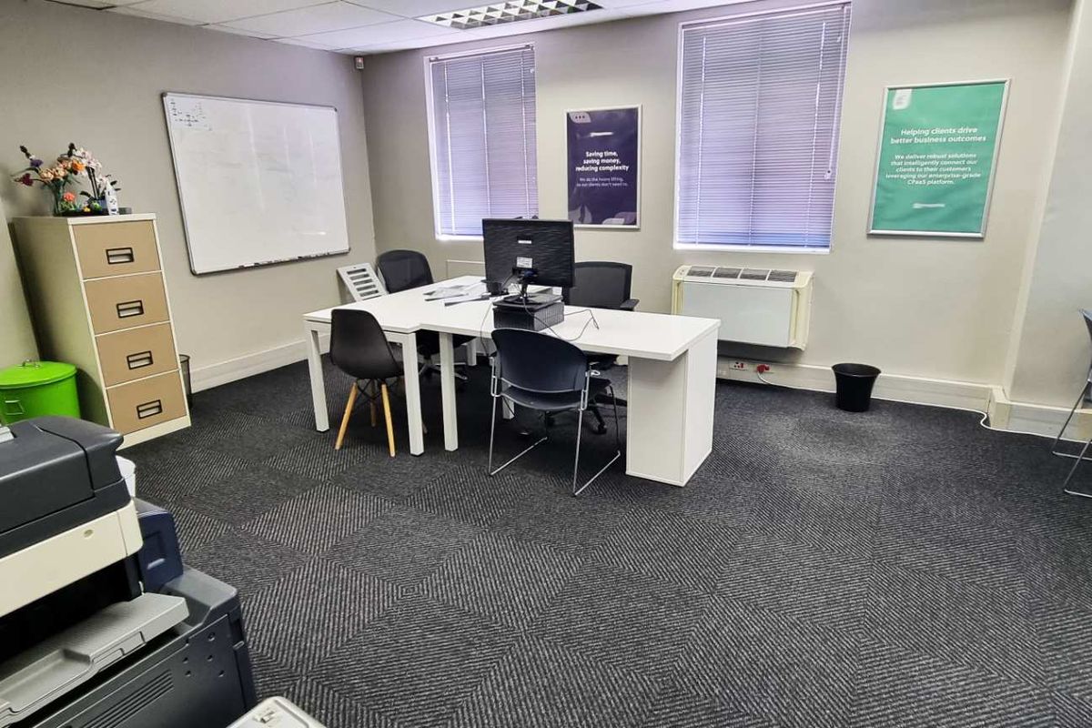 Tenanted Office in AAA Grade Office Park - Photo 3