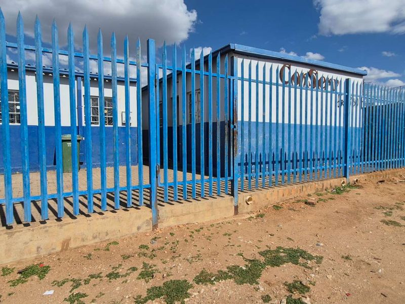 Grysblock two compound properties for sale - Photo 8