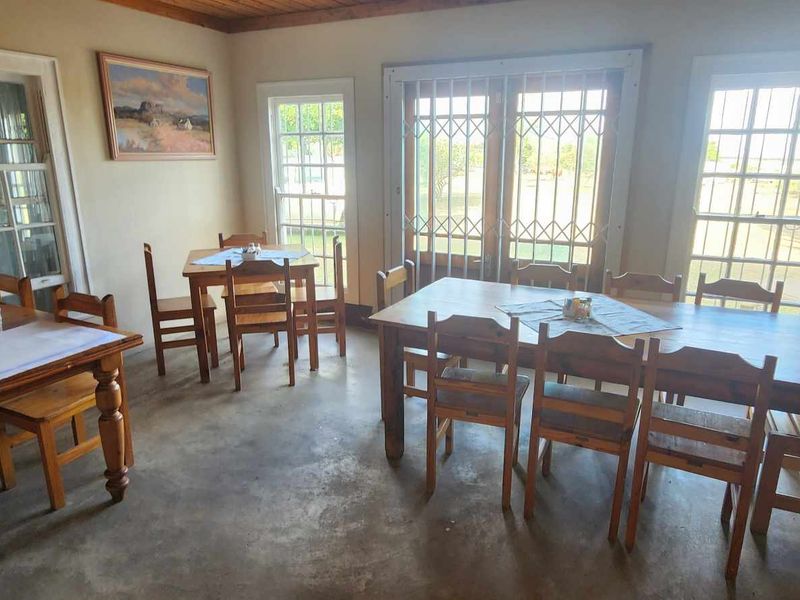 WELL LOCATED INCOME GENERATING PROPERTY - Photo 5