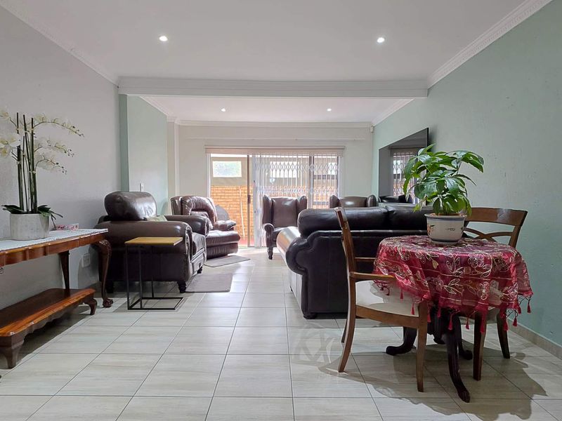 3 Bedroom Cluster in New Redruth - Photo 5