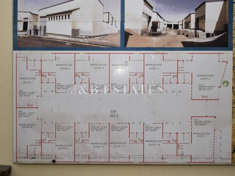 Warehouse unit for sale in Walvis Bay light industrial area - Photo 5
