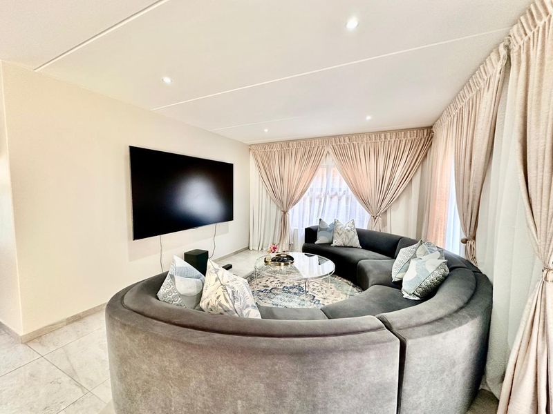 4bedrooms 3.5 bedrooms cluster to let - Photo 10