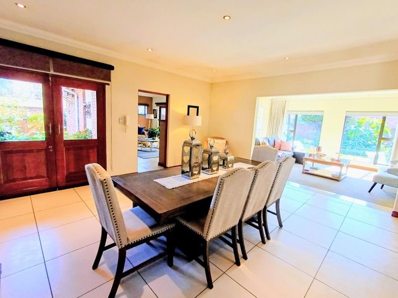 Immaculate & versatile freehold home in Lakefield - Photo 4