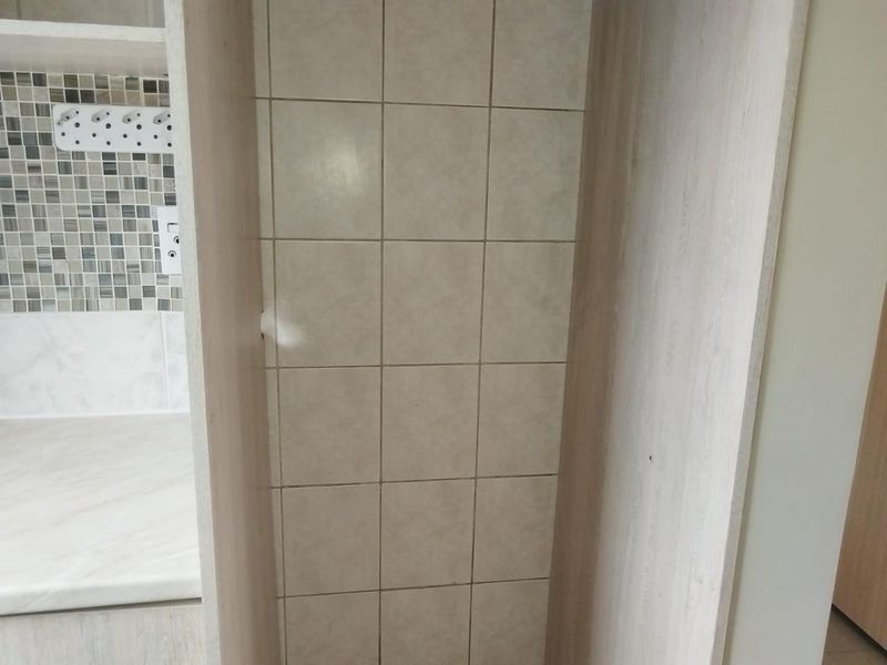 Secure 2-Bedroom Townhouse in Glen Marais – Prime Kempton Park Location - Photo 3