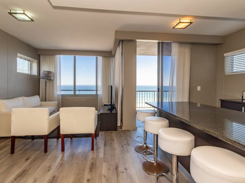 2 Bedrooms, 2 Bathrooms, with private deck overlooking Blouberg beaches. - Photo 9