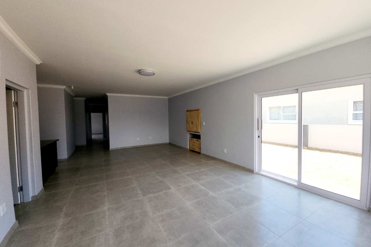 Brand new house in Sunbay. - Photo 3