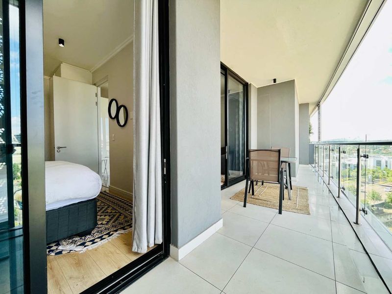 Luxury one bedroom apartment for sale at Ellipse Waterfall - Photo 10