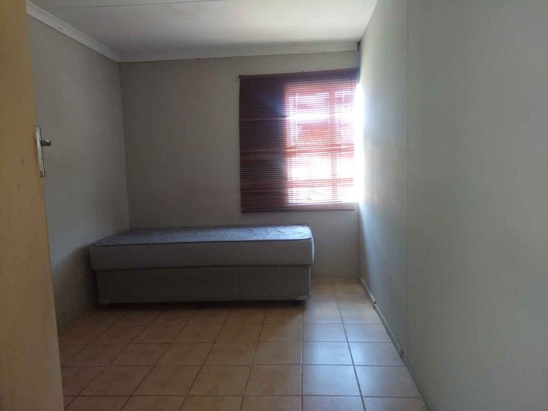 Investment Property for sale in Soshanguve F - Photo 8