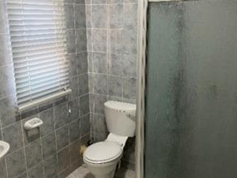 10 BEDROOM HOUSE FOR SALE IN OLYMPIA - Photo 7