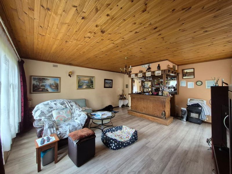 Huge Family Home in a Prime Location for Sale - Photo 5