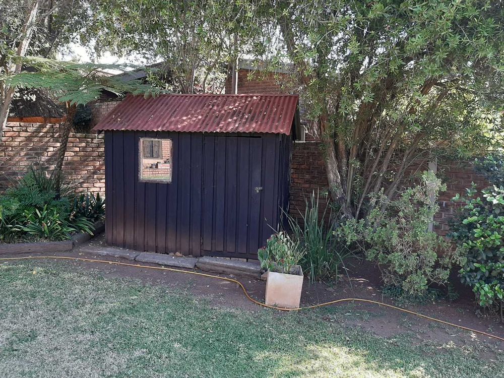Tool shed 