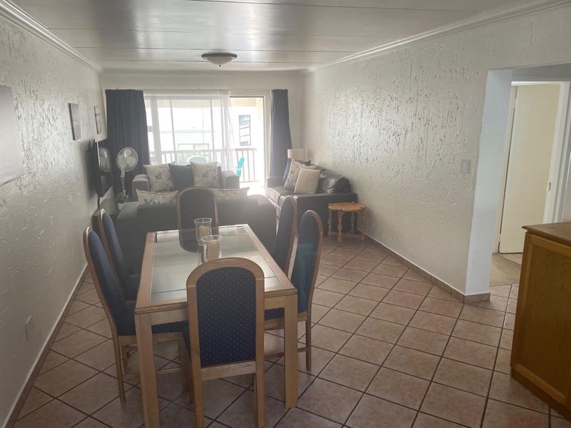 UNFURNISHED TWO BEDROOMS - Photo 5