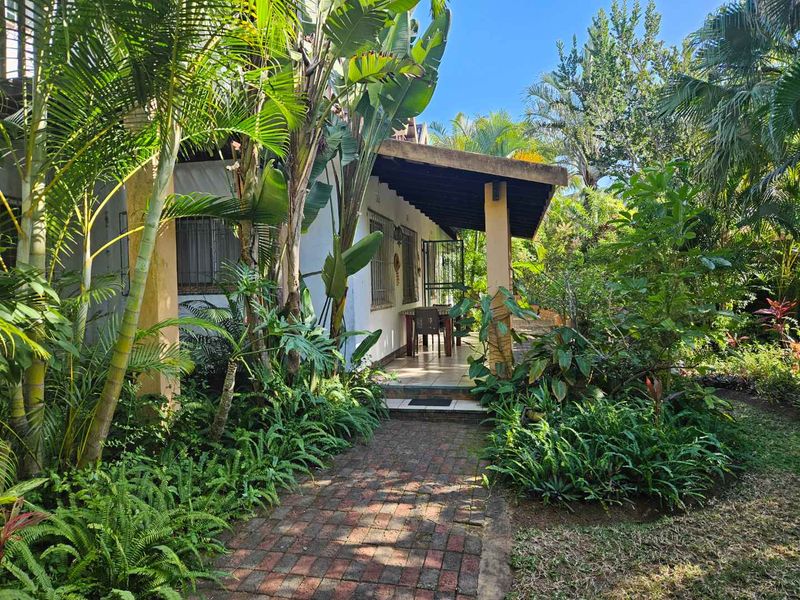 For Sale: Your Slice of Paradise in St Lucia Estuary - Photo 6