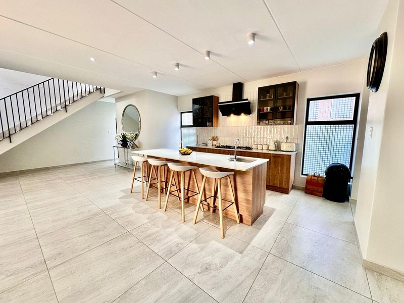 4bedrooms 3.5 bedrooms cluster to let - Photo 3