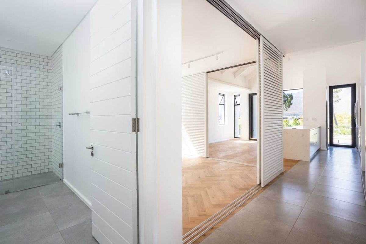 A Rare and unique all-inclusive package opportunity at Polo Village Apartments II on Val de Vie Estate - Photo 4