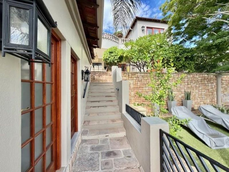 5 Bedroom House FOR SALE in Eros - Photo 4