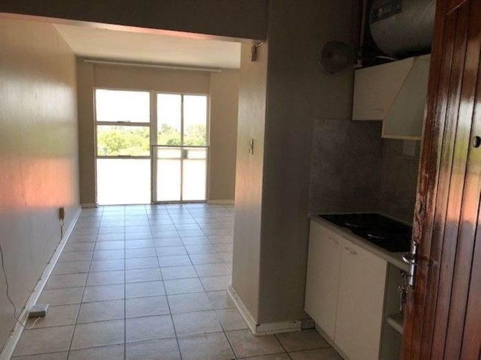 Property #2186729, Apartment Rental Monthly in Edenvale Central