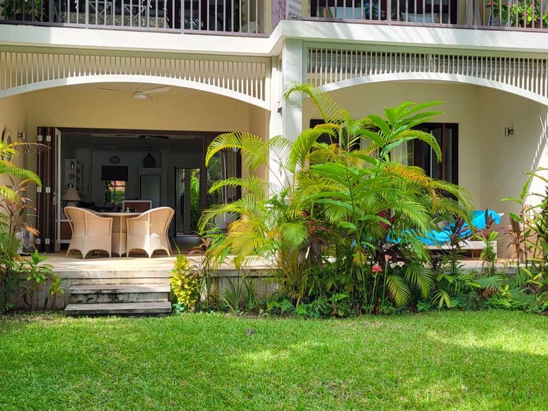 EXCEPTIONAL GROUND FLOOR EDEN ISLAND GARDEN UNIT - Photo 3