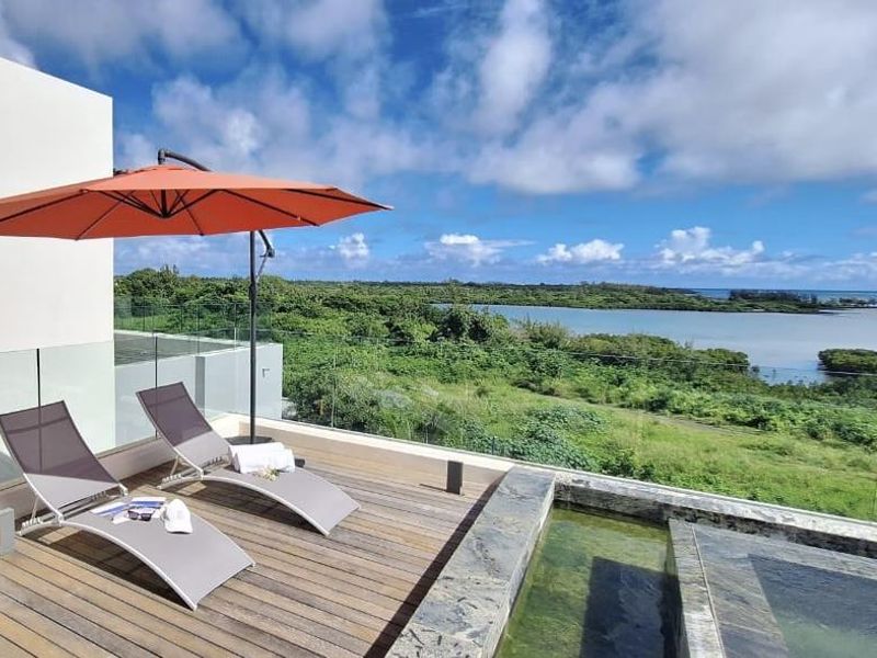 180° Ocean View – Furnished 3-Bedroom Penthouse with Private Pool in St. Antoine - Photo 10