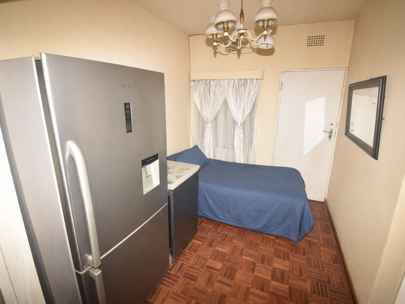 Charming 1-Bedroom Apartment in Prime Location - Photo 5