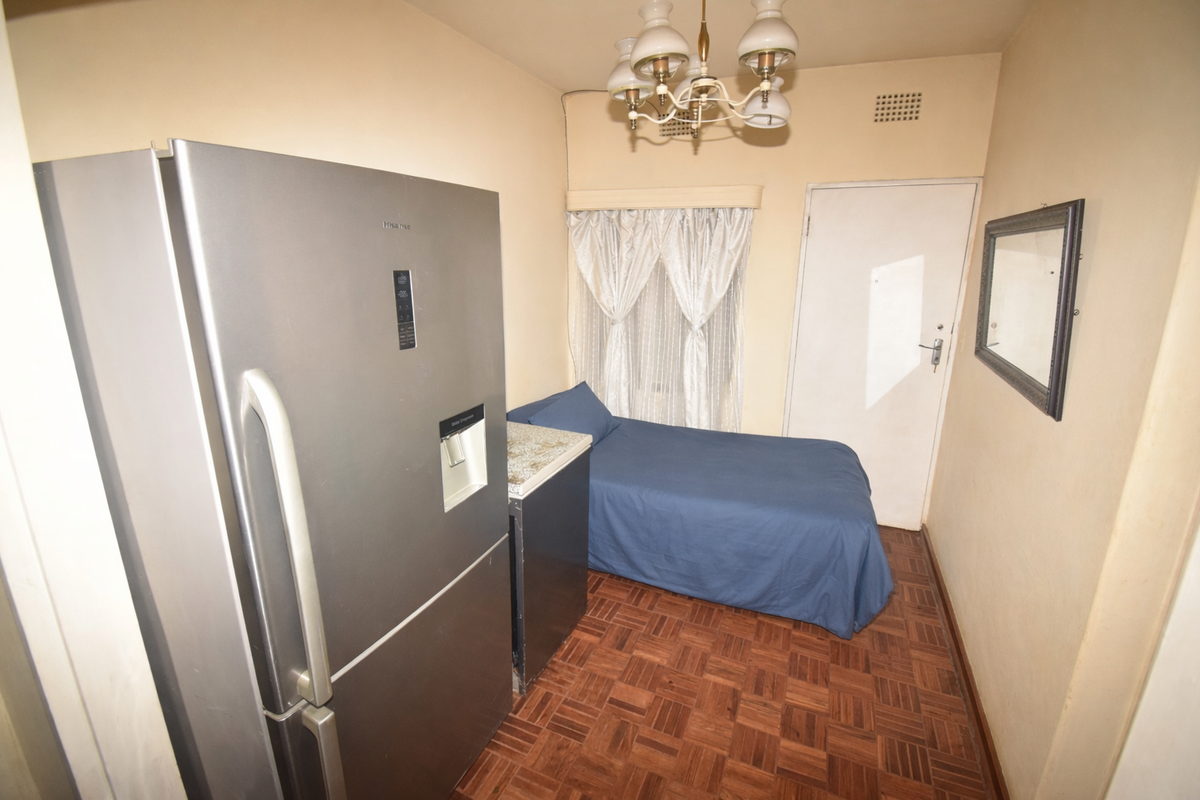 Charming 1-Bedroom Apartment in Prime Location - Photo 5