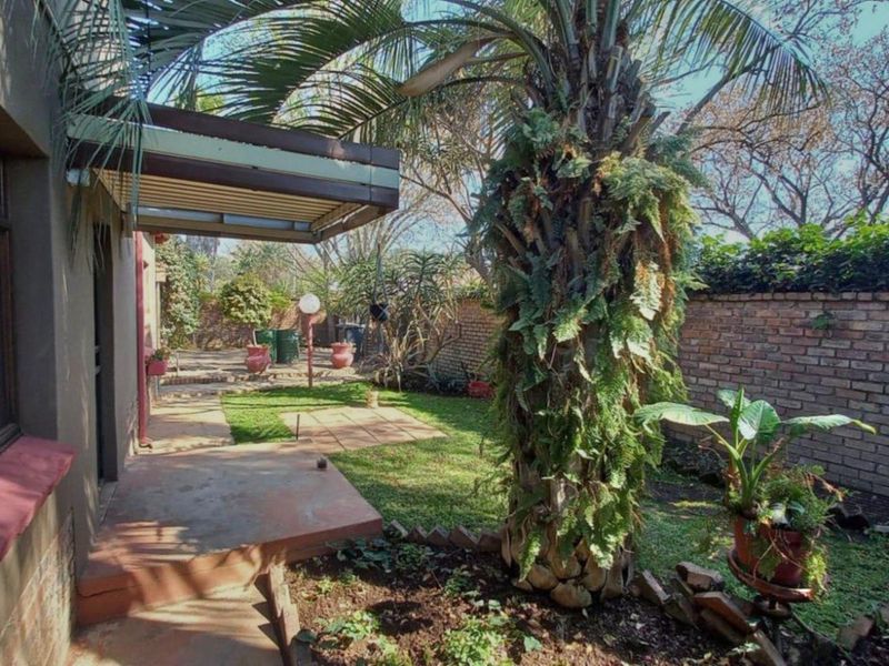Three bedrooms house for sale in Daspoort - Photo 2