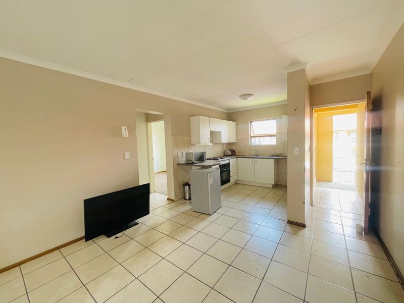 2 Bedroom Apartment / Flat for Sale in Parkrand - Photo 7