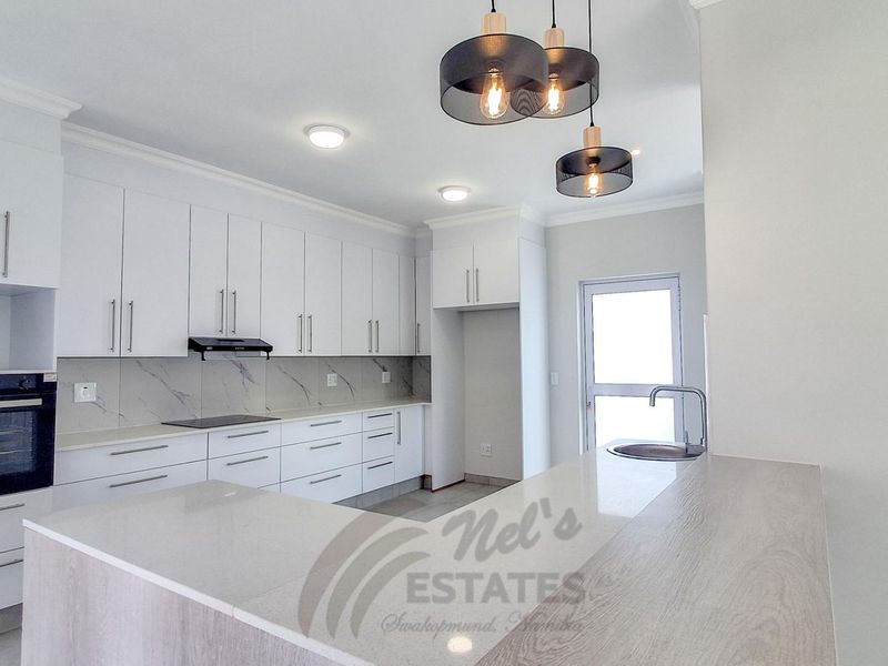 Newly Built Home with Separate Flat For Sale in Ocean View, Swakopmund - Photo 10