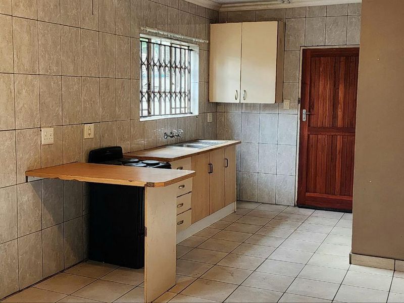 "Room to Grow, easy on Your Budget" in Rustenburg - Photo 2