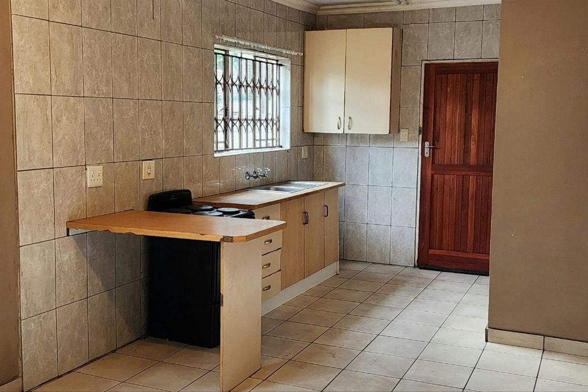 "Room to Grow, easy on Your Budget" in Rustenburg - Photo 2