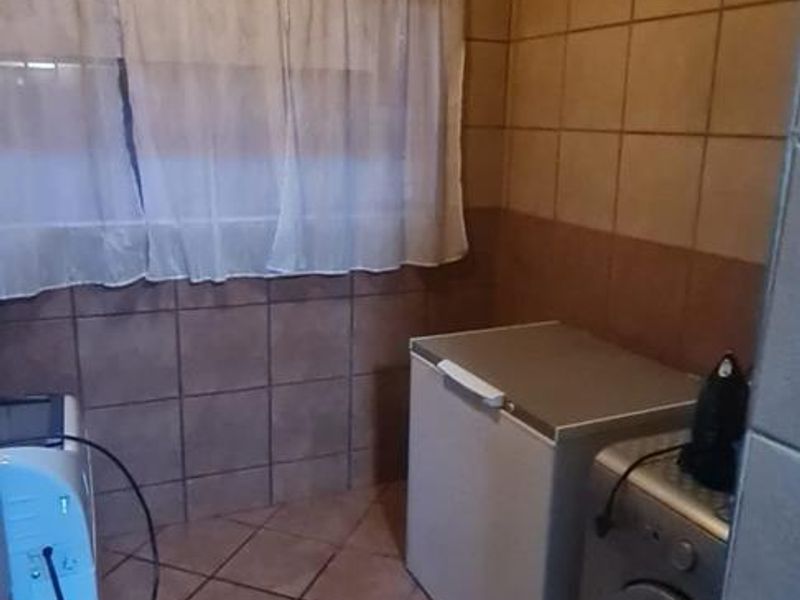 3 Bedroom House For Sale in Vanderbijlpark SE - Photo 7