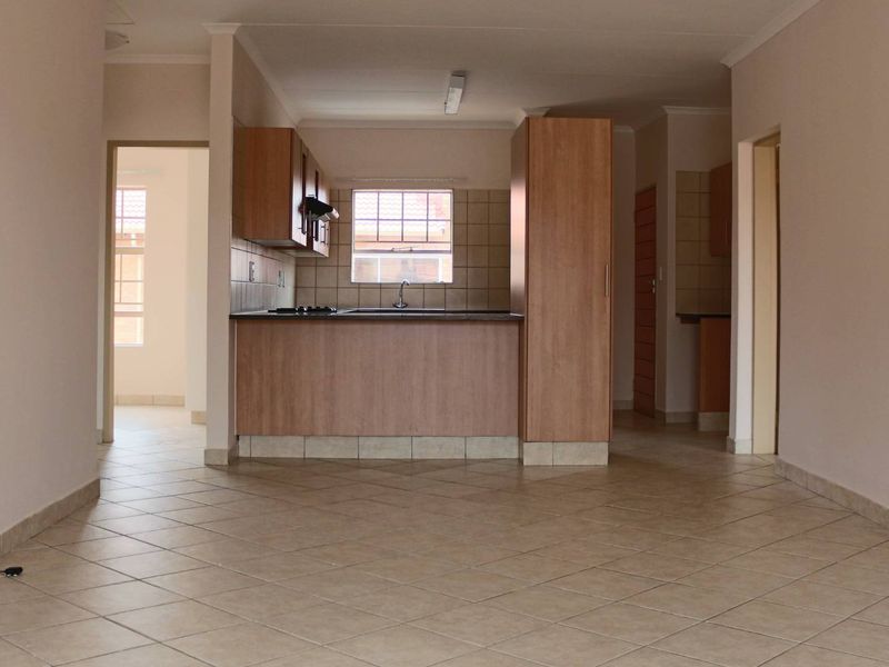 Modern ground floor 3 Bedroom! - Photo 4