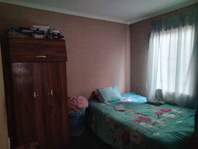 RDP house for sale in Soshanguve South EXT 19 - Photo 5