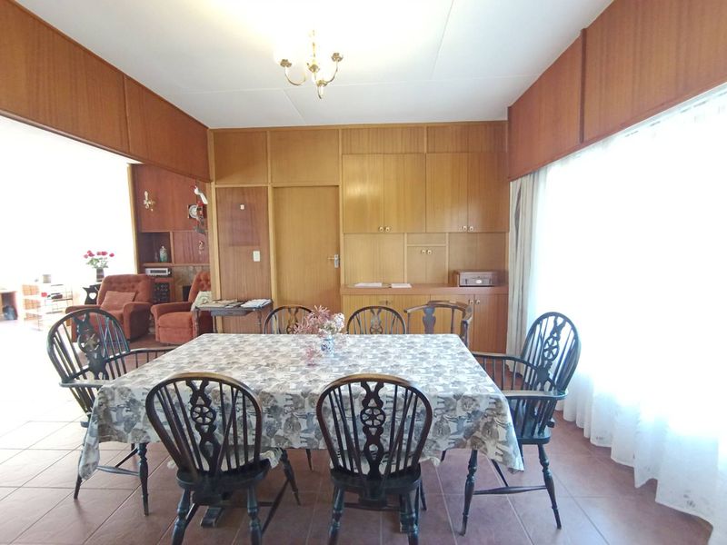 Exquisite House for sale in Klein Windhoek - Photo 6