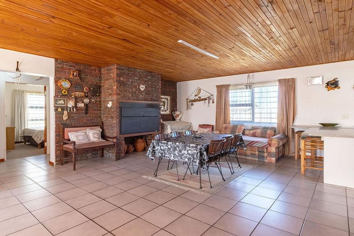 Seaside Bliss: Your Dream Holiday Home Awaits! - Photo 5