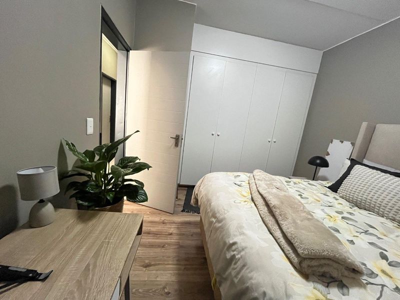 Spacious 2 Bedroom Ground Floor Unit in Glen Acres Estate - Photo 8