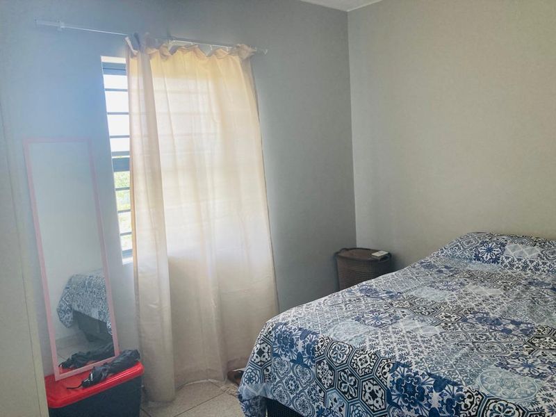 Modern Apartment Ground Floor Eagles@Riverside-R575 000 !! - Photo 8