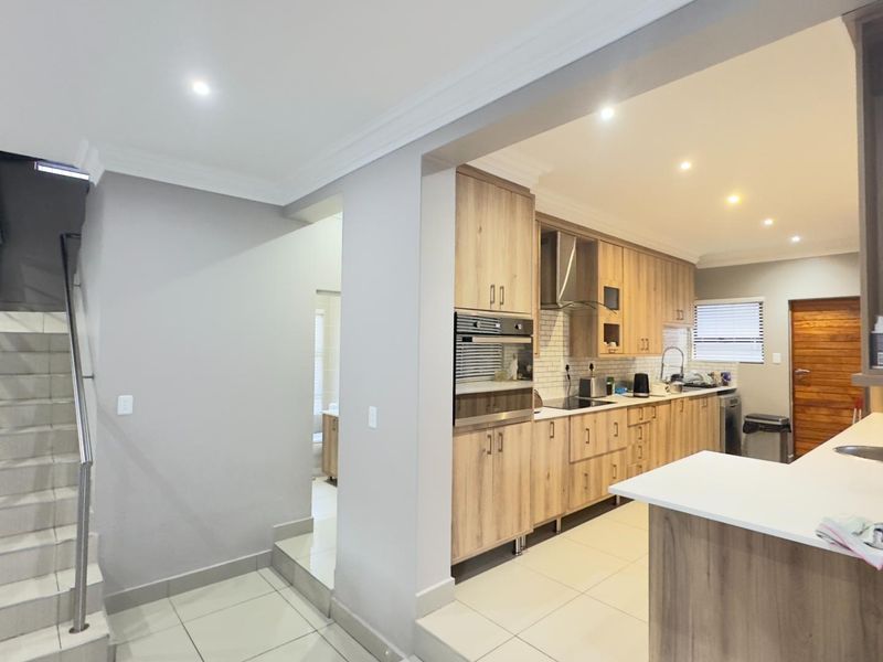 Elevated and Luxurious Living in Wild Olive Estate - Photo 4