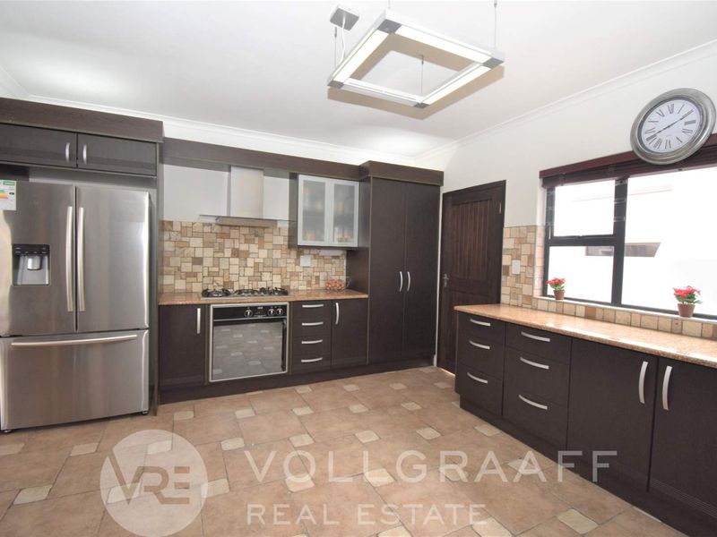 A Home That Grows With Your Family - Photo 5