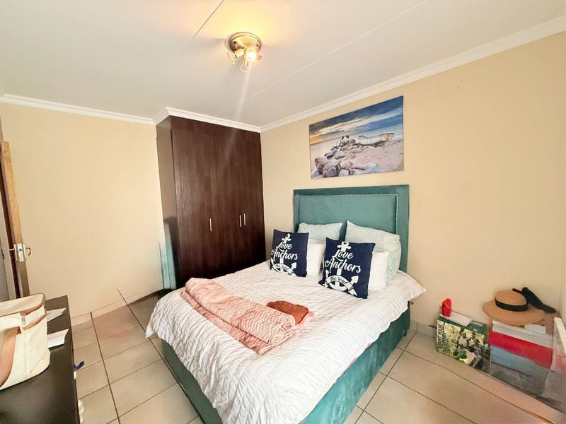 Convenient Location Meets Style and Comfort in One Home - Photo 9