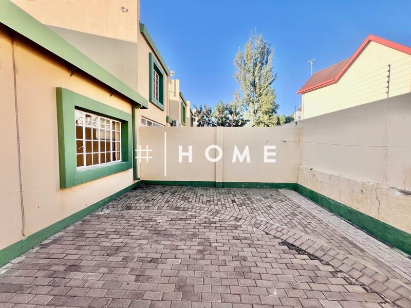 Townhouse near Hochland Spar - Photo 2